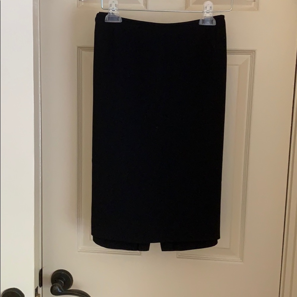 Anne Klein black pencil skirt